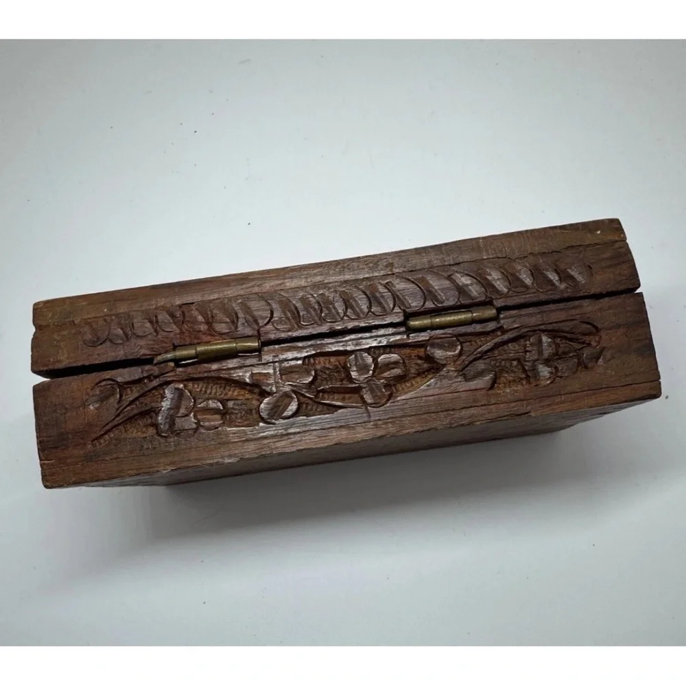 Vintage Carved Floral Folk Artist Wood Jewelry Trinket Box Stone Inlays 6x3x1.5